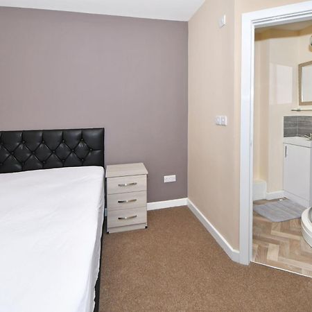 Townhouse At Alton Street Crewe Hotel Eksteriør billede